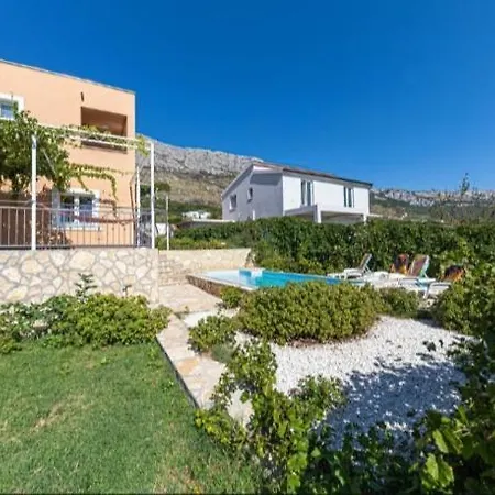 Marinovic Apartamento Kaštela
